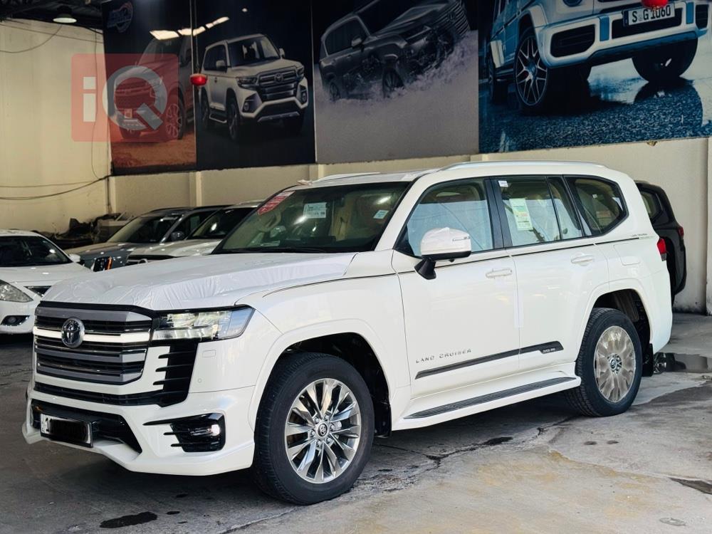 تۆیۆتا لاند کروزەر